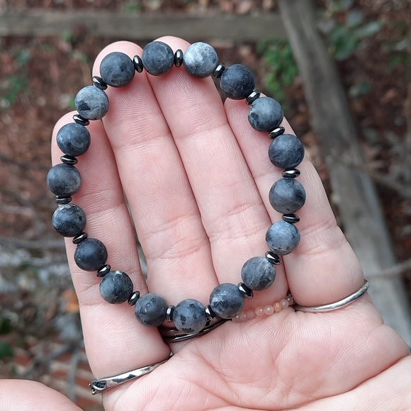 Matte Larvikite stone 8mm bracelet - Picture 1 of 4